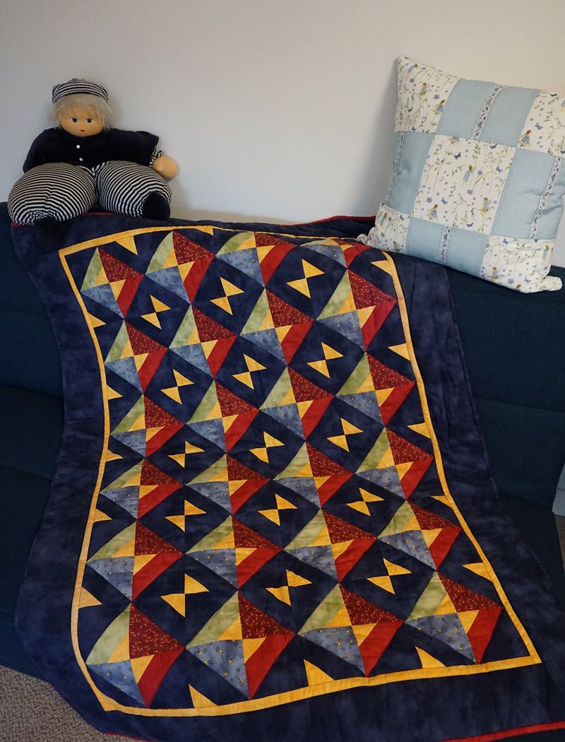 Stoffe, Patchwork, Strickerei und Häkelarbeiten bei Stoff-Eule in Ostenfeld