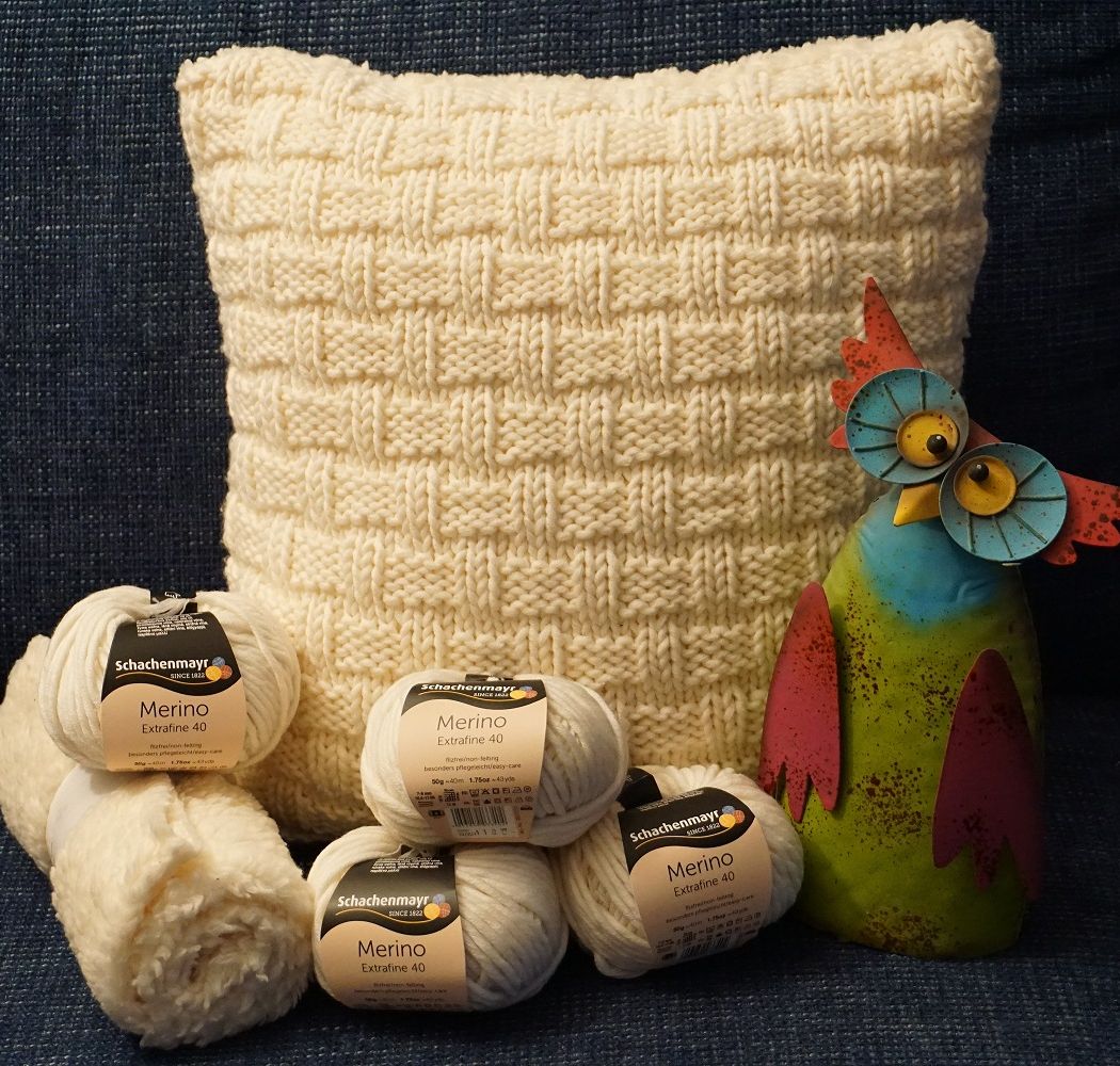Stoffe, Patchwork, Strickerei und Häkelarbeiten bei Stoff-Eule in Ostenfeld