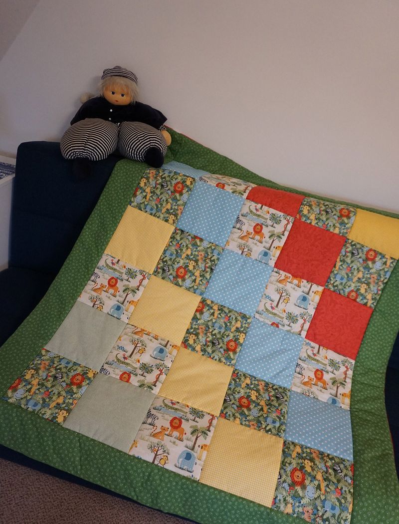 Stoffe, Patchwork, Strickerei und Häkelarbeiten bei Stoff-Eule in Ostenfeld
